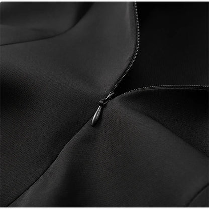 ISABELLE | OFF SHOULDER JURK MET STRIKDETAIL
