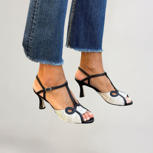 EMMA | PEEP-TOE NAALDHAK MET CONTRASTKLEURIG PATROON EN T-STRAP